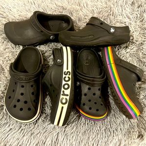 Lot of 3 Crocs women’s 7 men 6 Bistro Rainbow Crocband Navy Black